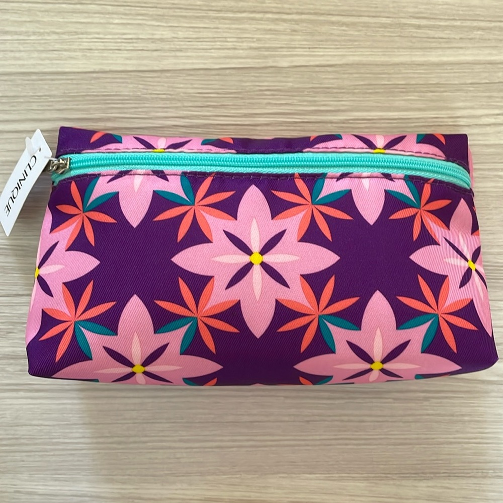 💄👛 2/$15 or 3/$20 Clinique Cosmetic Bag